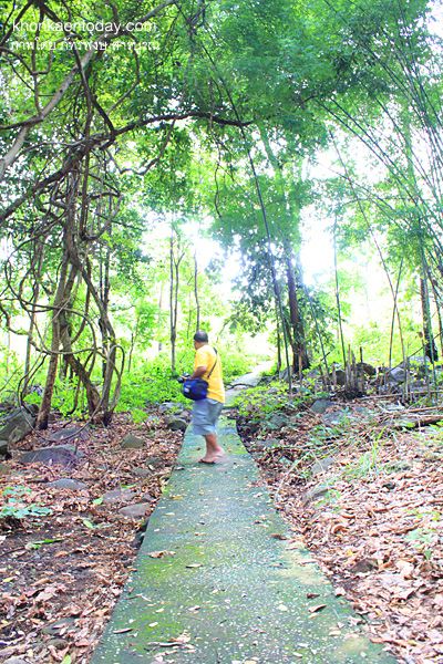 ทางขึ้นถ้ำภูผาแดง