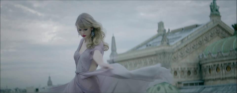 Taylor Swift : Performance Begin again @CMA Awards 2012