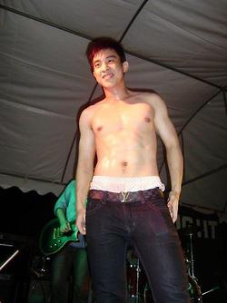 ถอดโชว์เรือนร่าง 37