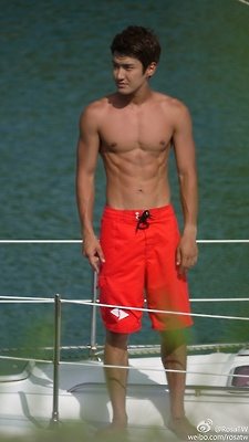 ถอดโชว์เรือนร่าง 38