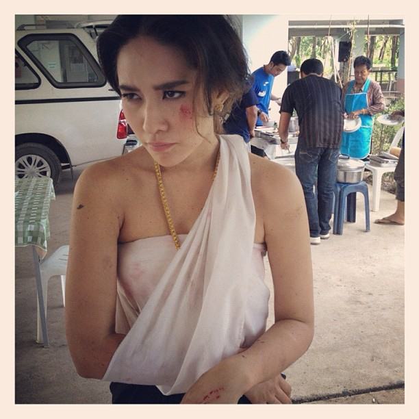 พลอย ร้ายย้อนยุค  ในละคร บ่วงบาป