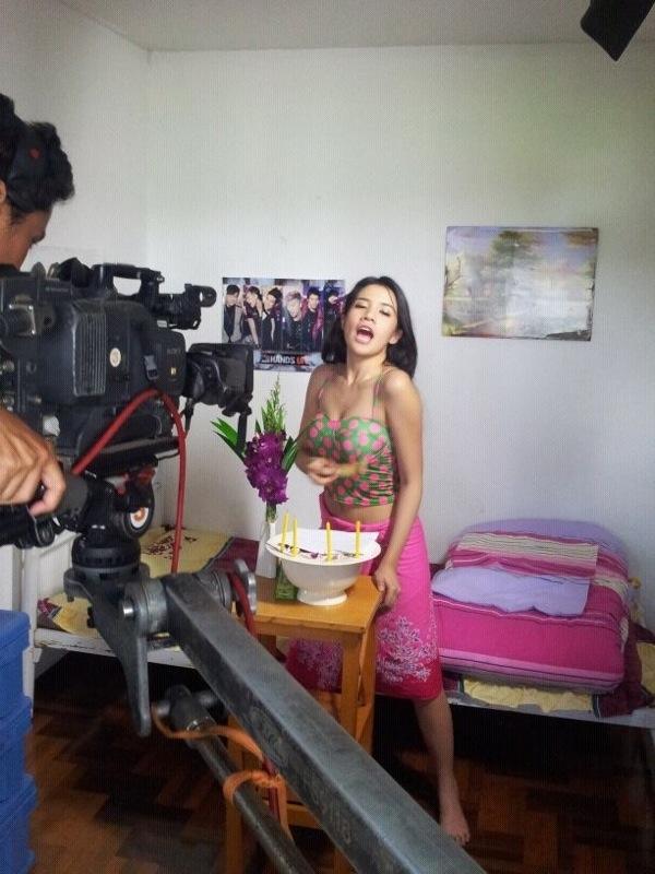 ใบเตย อาร์สยาม  เซ็กซี่เว่อร์ โอ้วววว..กับ"ปลัดขิก" แท่งโต