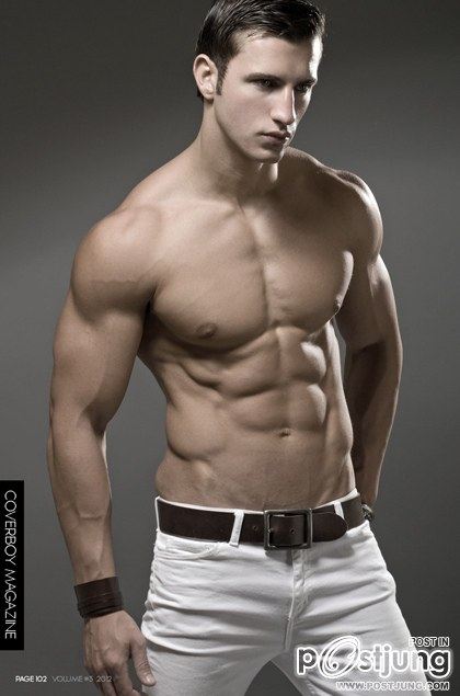 Kamil Nicalek by Thomas Synnamon : HQ images