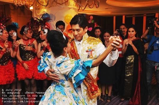 หนังใหม่ ยอดมนุษย์เงินเดือน