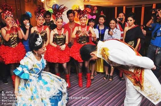 หนังใหม่ ยอดมนุษย์เงินเดือน