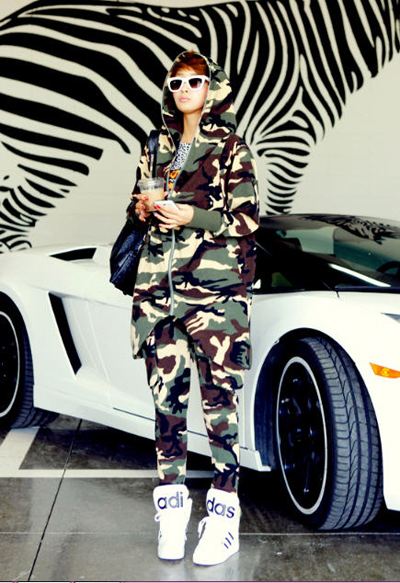 แฟชั่น เสื้อคลุมแนวทหาร ใส่เท่เก๋ระเบิด ฮอตเว่อร์ !!