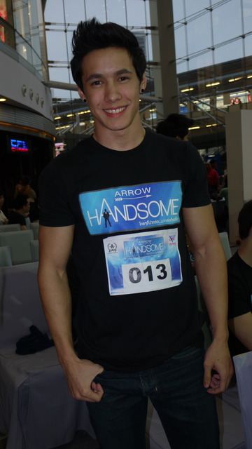 หมุ่มไทยไม่แพ้ชาติใด