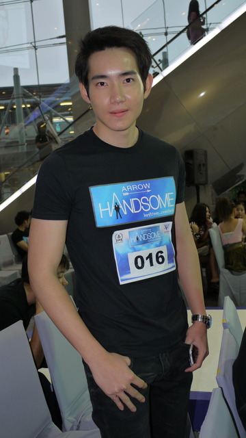 หมุ่มไทยไม่แพ้ชาติใด