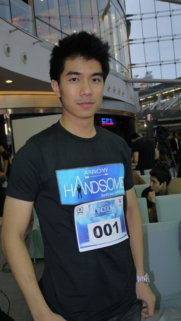 หมุ่มไทยไม่แพ้ชาติใด