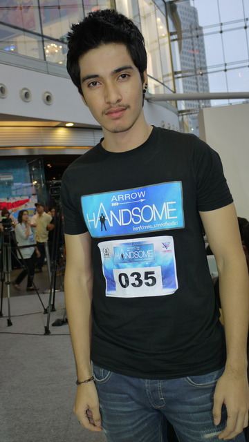 หมุ่มไทยไม่แพ้ชาติใด