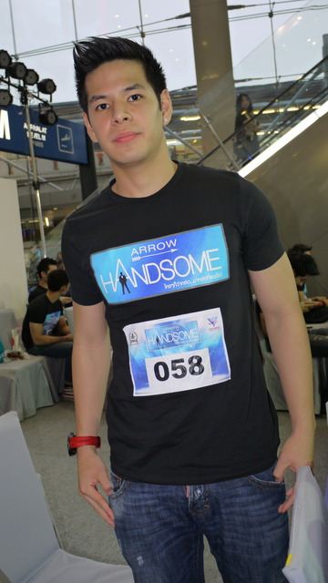 หมุ่มไทยไม่แพ้ชาติใด