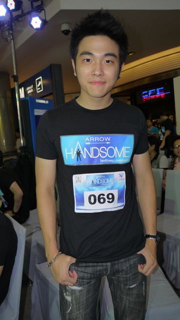 หมุ่มไทยไม่แพ้ชาติใด