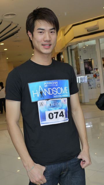 หมุ่มไทยไม่แพ้ชาติใด