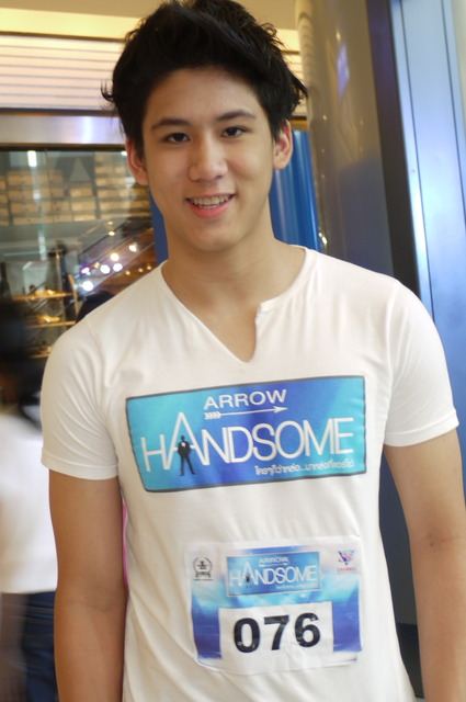 หมุ่มไทยไม่แพ้ชาติใด