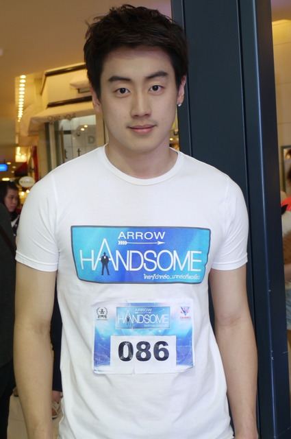 หมุ่มไทยไม่แพ้ชาติใด