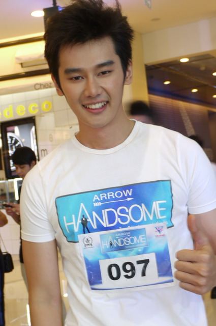 หมุ่มไทยไม่แพ้ชาติใด