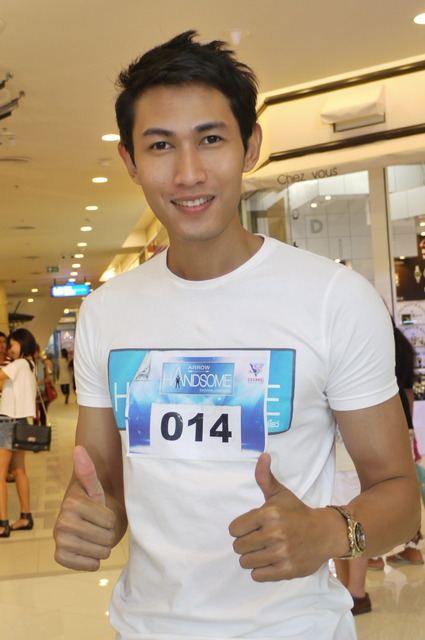 หมุ่มไทยไม่แพ้ชาติใด