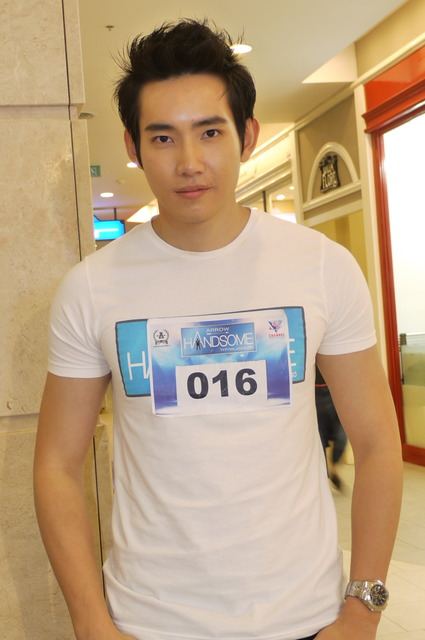 หมุ่มไทยไม่แพ้ชาติใด