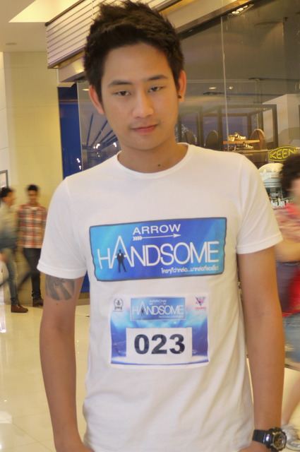 หมุ่มไทยไม่แพ้ชาติใด