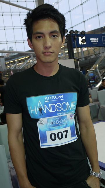 หมุ่มไทยไม่แพ้ชาติใด