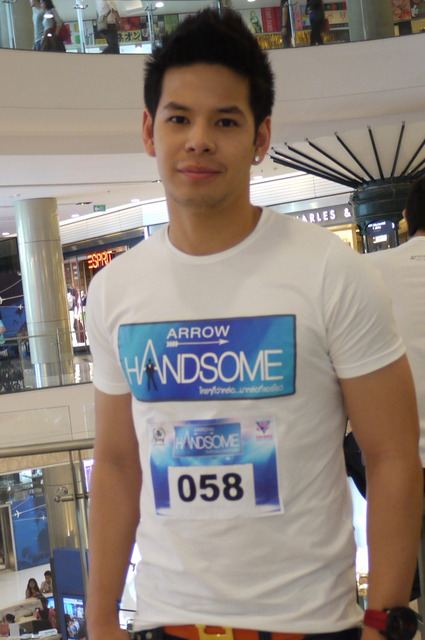 หมุ่มไทยไม่แพ้ชาติใด