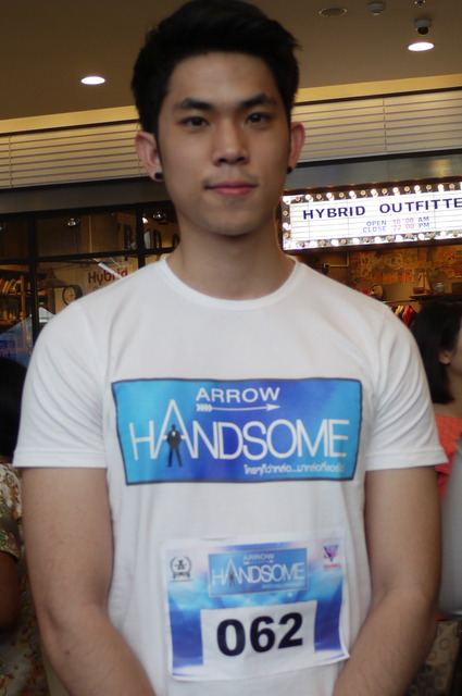 หมุ่มไทยไม่แพ้ชาติใด