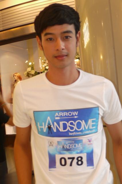 หมุ่มไทยไม่แพ้ชาติใด