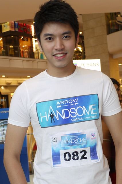 หมุ่มไทยไม่แพ้ชาติใด