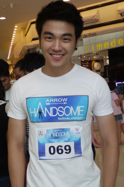 หมุ่มไทยไม่แพ้ชาติใด