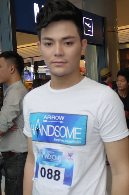 หมุ่มไทยไม่แพ้ชาติใด