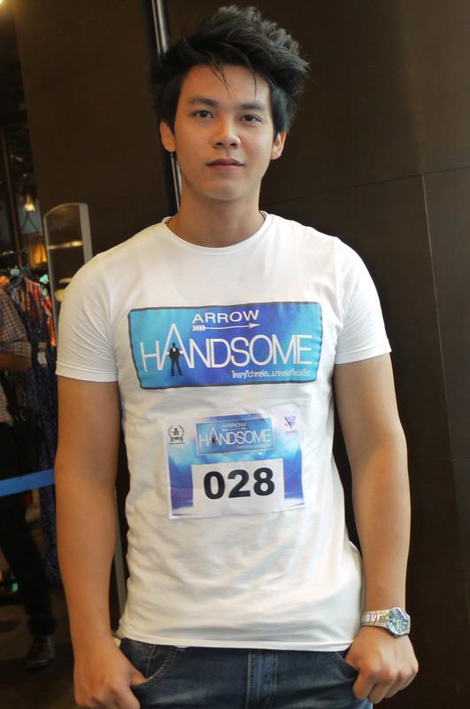 หมุ่มไทยไม่แพ้ชาติใด