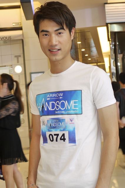 หมุ่มไทยไม่แพ้ชาติใด