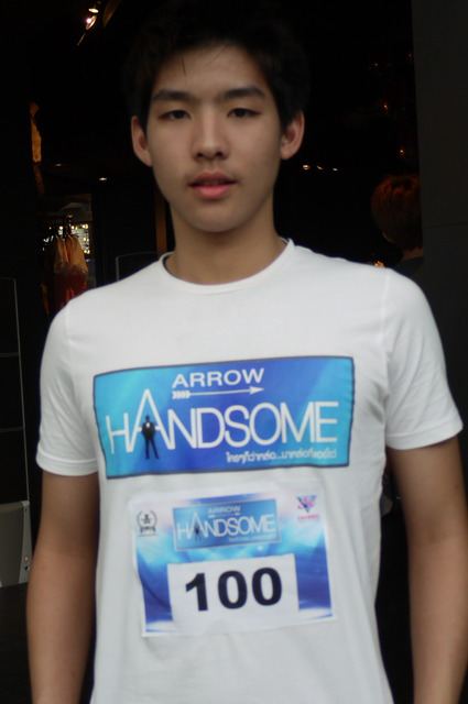 หมุ่มไทยไม่แพ้ชาติใด