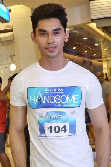 หมุ่มไทยไม่แพ้ชาติใด