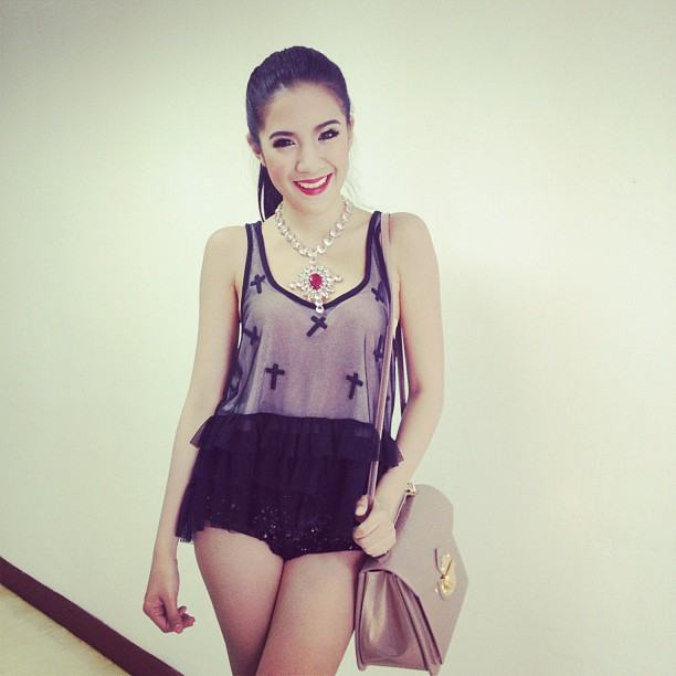 แฟนชั่นเริ่ดๆของใบเตย อาร์สยาม