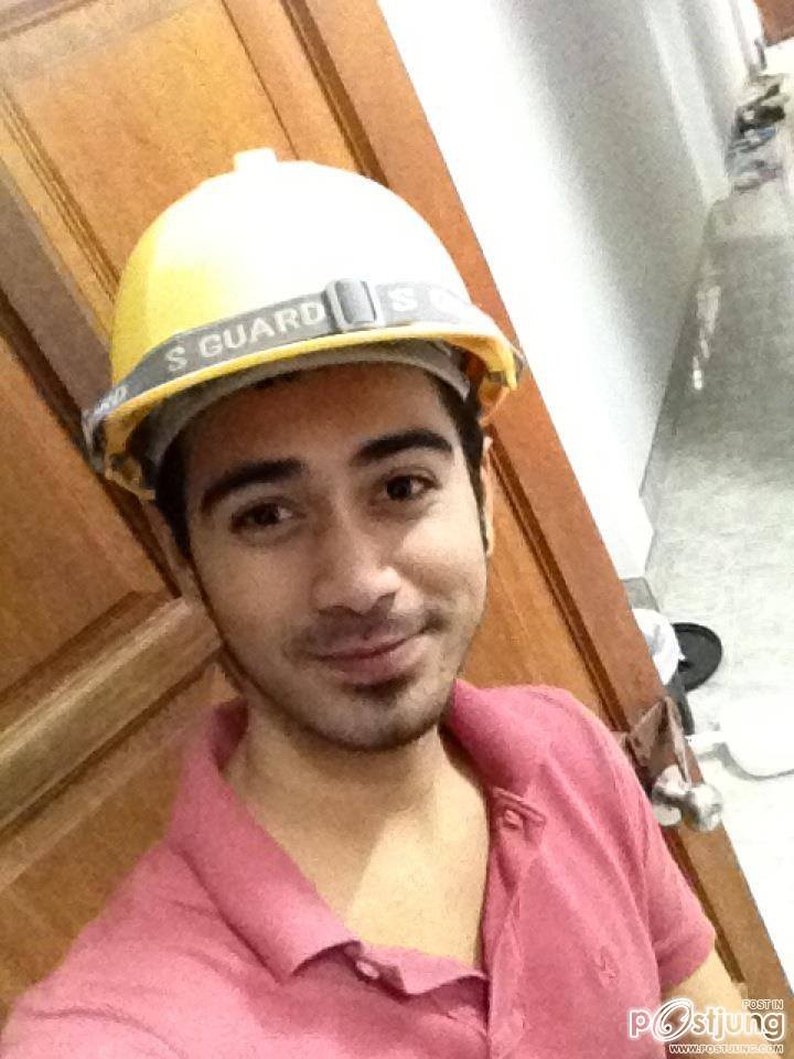 หล่อๆน้องเค้าอาจแต่งที่ภาพมั๊งโหวตด้วยนะ