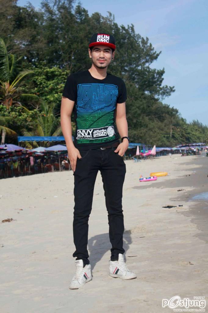 หล่อๆน้องเค้าอาจแต่งที่ภาพมั๊งโหวตด้วยนะ