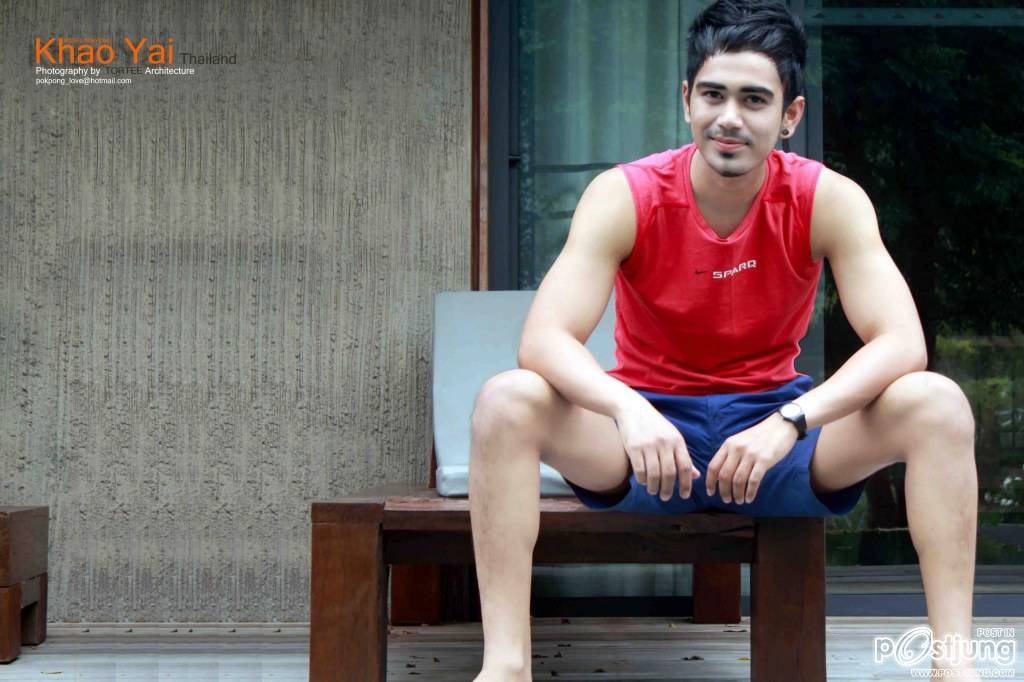 หล่อๆน้องเค้าอาจแต่งที่ภาพมั๊งโหวตด้วยนะ