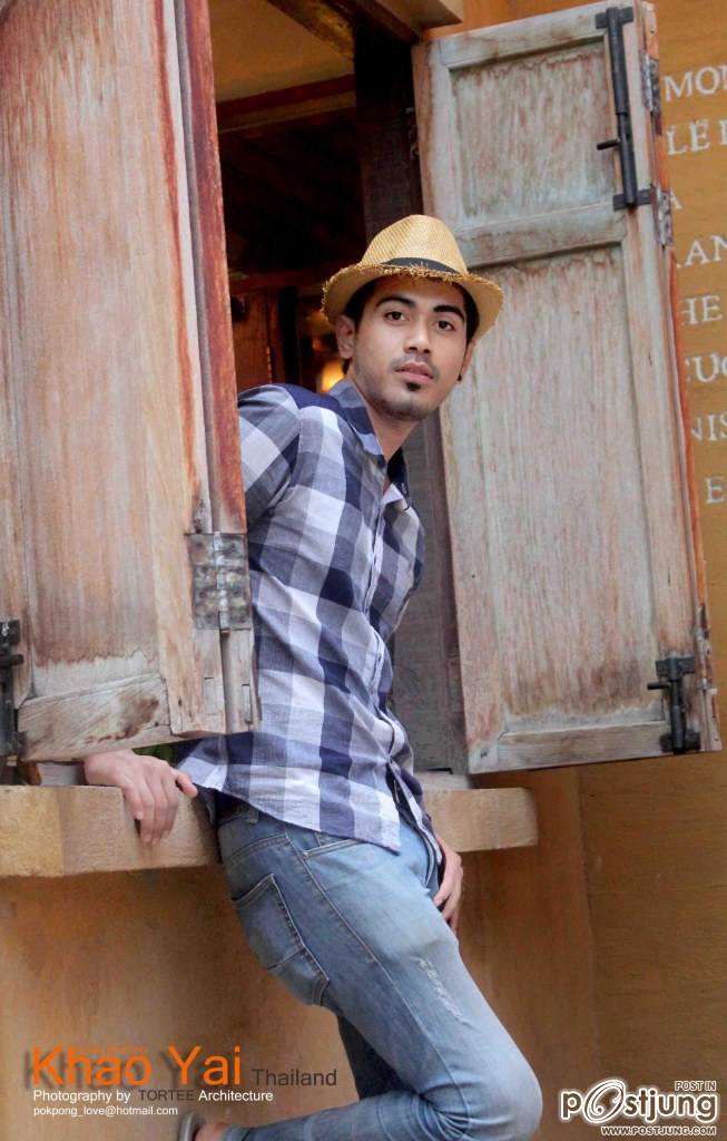 หล่อๆน้องเค้าอาจแต่งที่ภาพมั๊งโหวตด้วยนะ