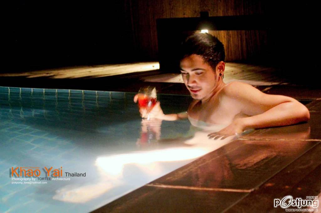 หล่อๆน้องเค้าอาจแต่งที่ภาพมั๊งโหวตด้วยนะ