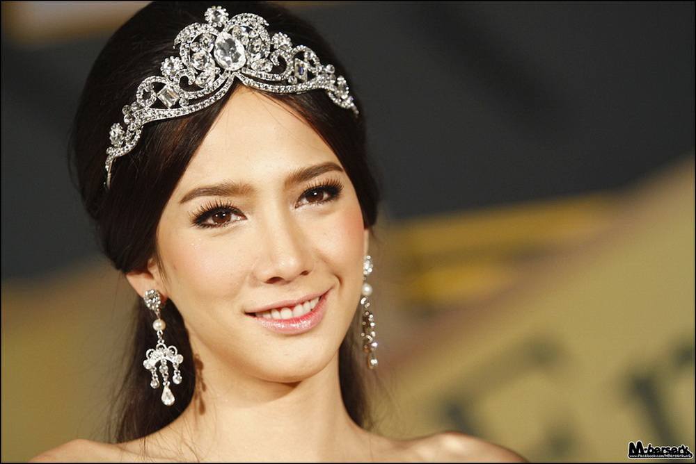 อันดับ 1 นางเอก ขวัญใจชาวไทย กระแสความแรงไม่มีตก อั้ม พัชราภา