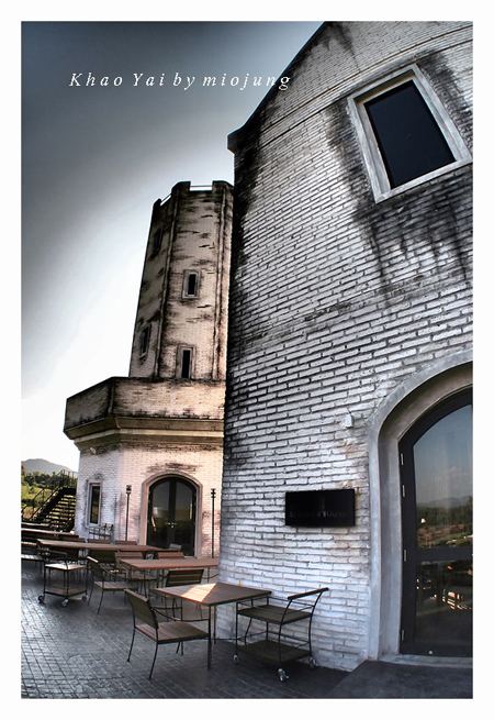 The Smoke house เขาใหญ่