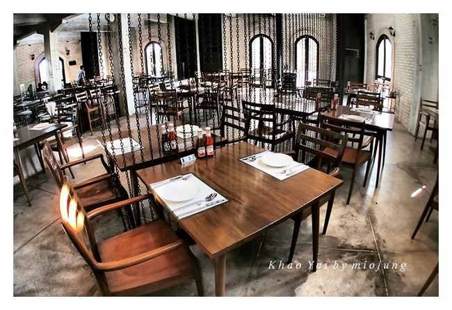 The Smoke house เขาใหญ่