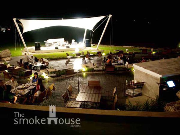 The Smoke house เขาใหญ่
