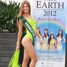 Miss Venezuela Earth 2012 รอบแถลงข่าวชุดว่ายน้ำ