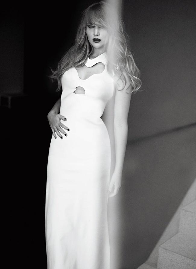 Jennifer Lawrence @ Elle US December 2012
