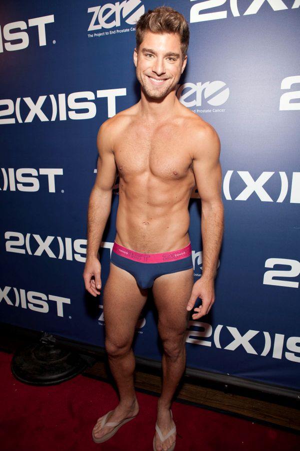 2(x)ist Spring Collection 2013 Fashion Show