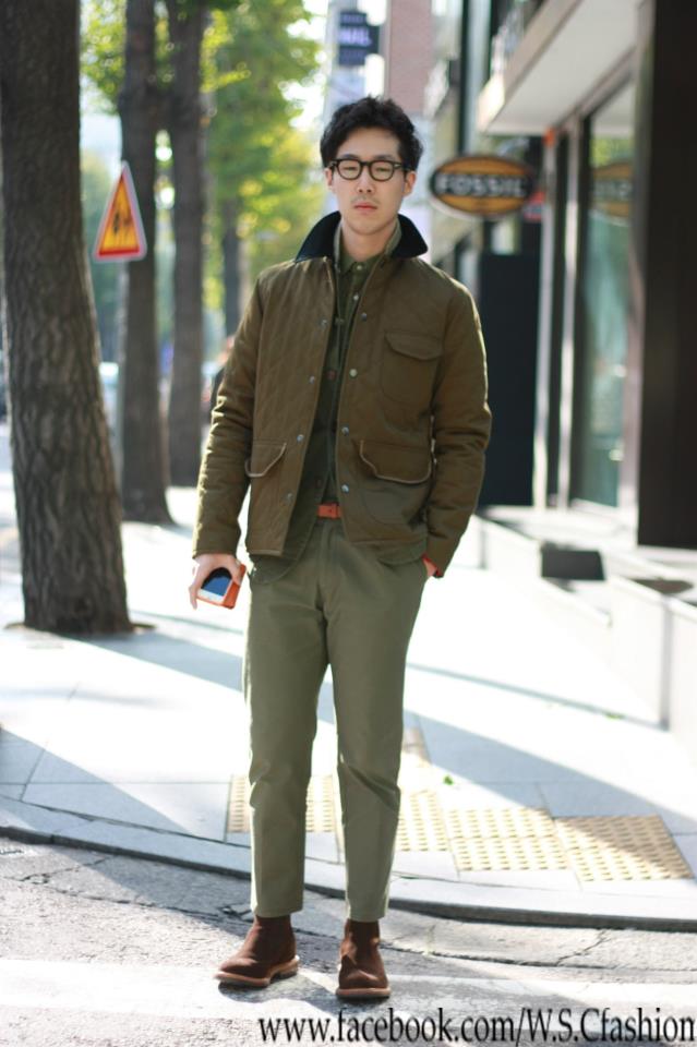 เมื่อ "ชมพู่" ไปโผ่ที่ ถนนแฟชั่นสไตล์ บนเว็บเพจของแฟชั่นเกาหลี