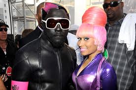nicki minaj กับสีผมสุดเจ็บ