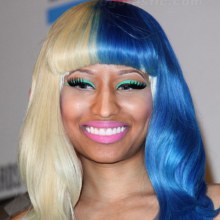 nicki minaj กับสีผมสุดเจ็บ